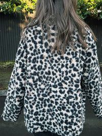 Billabong Leopard Print Teddy Fluffy Fleece