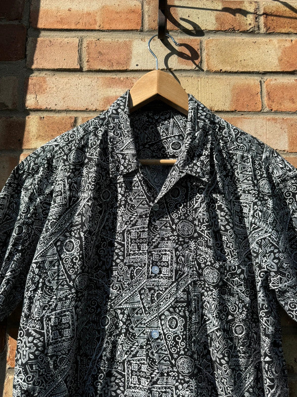 Vintage Patterned Short Sleeve Shirt