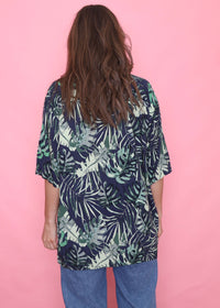 Retro Tropical Patterned Short Sleeve Shirt