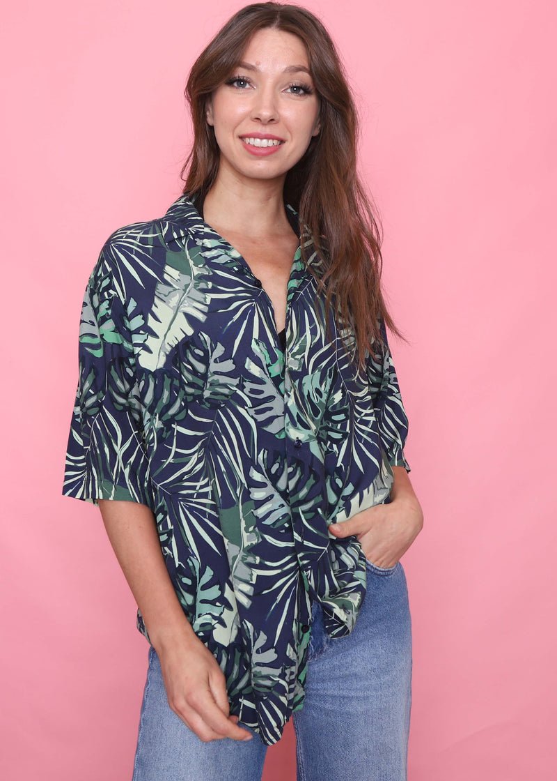 Retro Tropical Patterned Short Sleeve Shirt