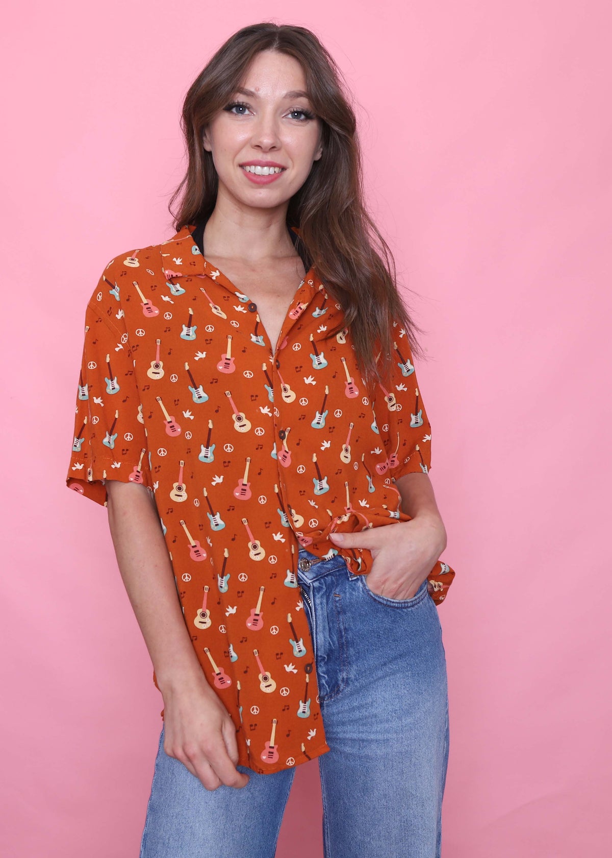 Retro Guitar Patterned Short Sleeve Shirt